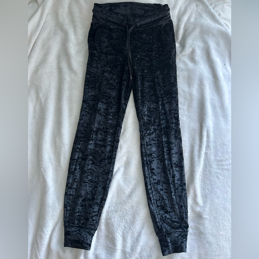 RARE Lululemon crushed velvet black joggers